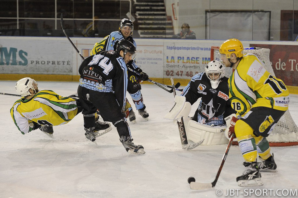 Tours2 - Viry Chatillon   05-02
1/4 de finale retour play offs division 3
Tours2 qualifié pour la phase finale