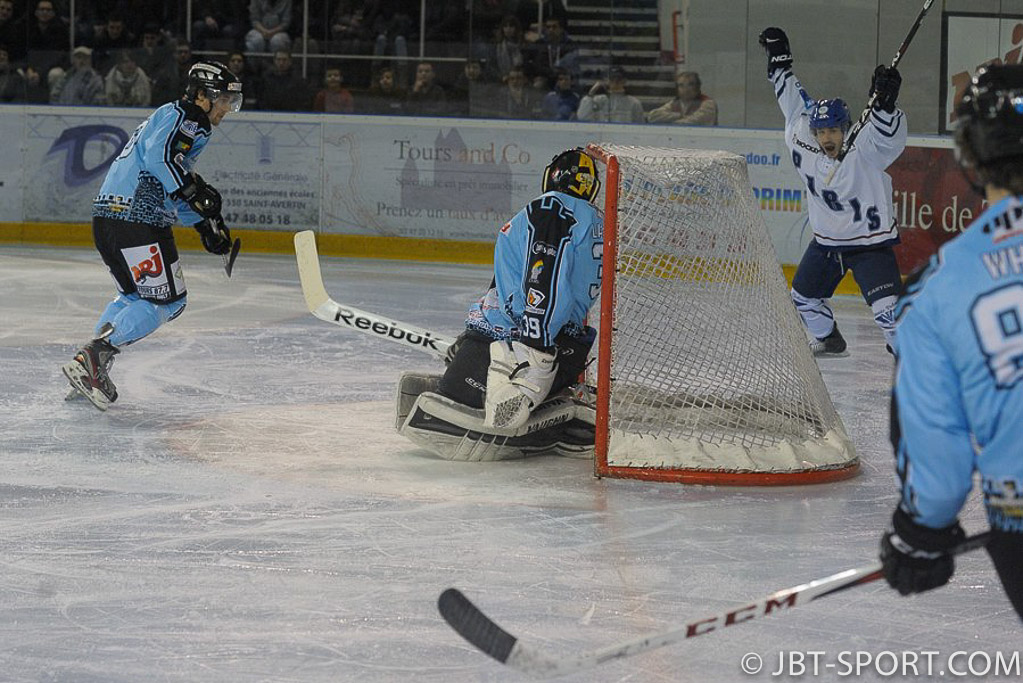 Tours - Français Volants
03 - 02 après prolongation
( 2e Division )