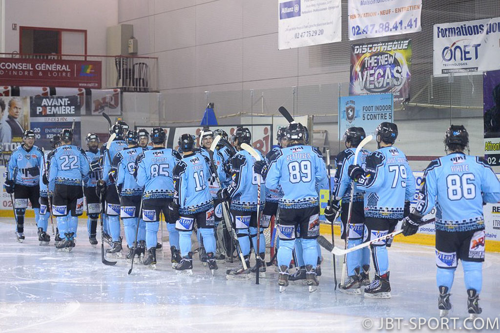 TOURS - CERGY PONTOISE
10 - 01
( 2e Division )
