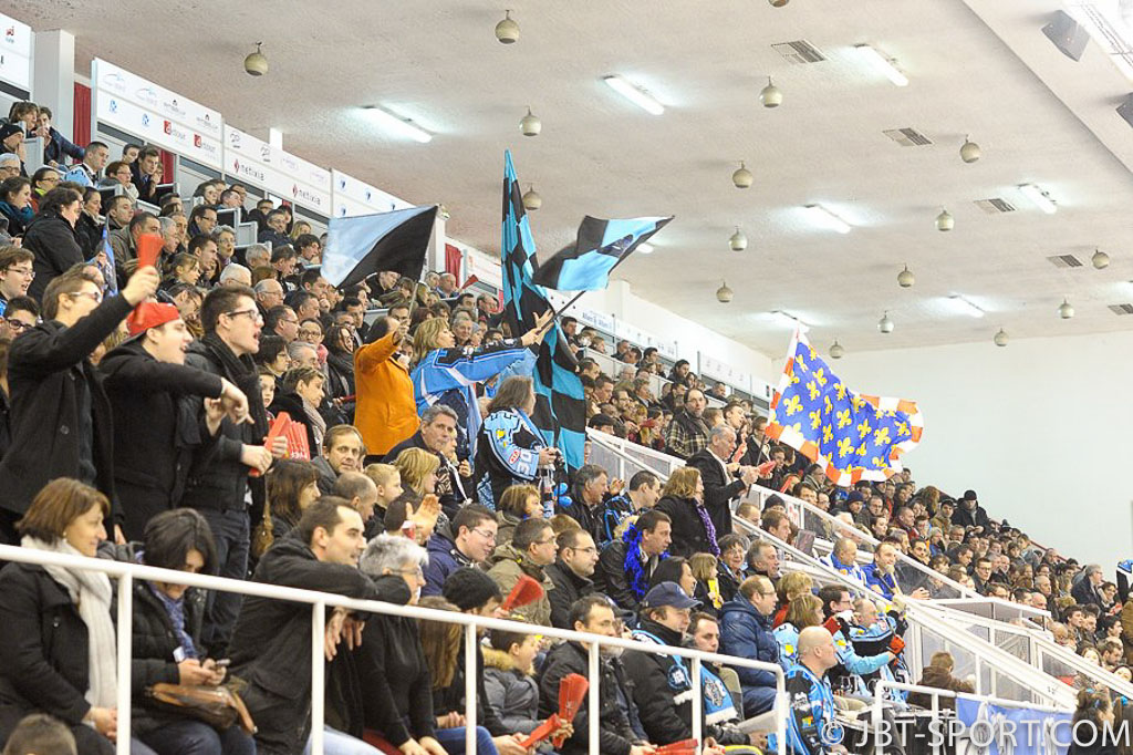TOURS - CERGY PONTOISE
10 - 01
( 2e Division )