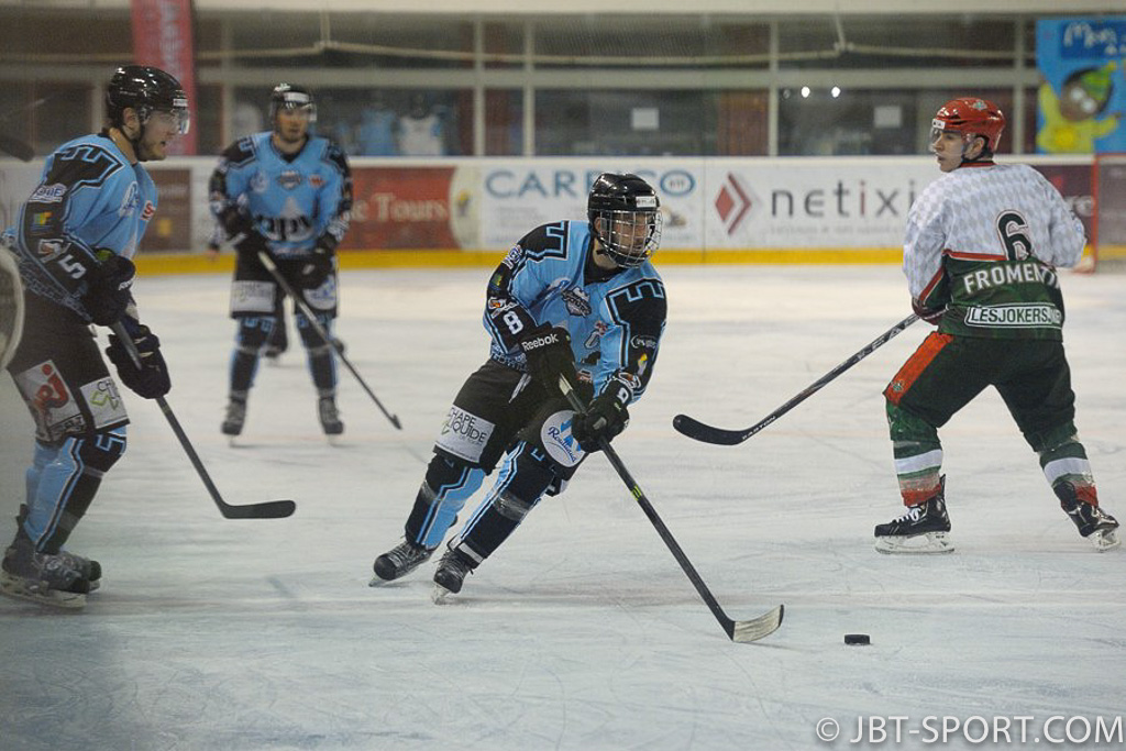TOURS - CERGY PONTOISE
10 - 01
( 2e Division )