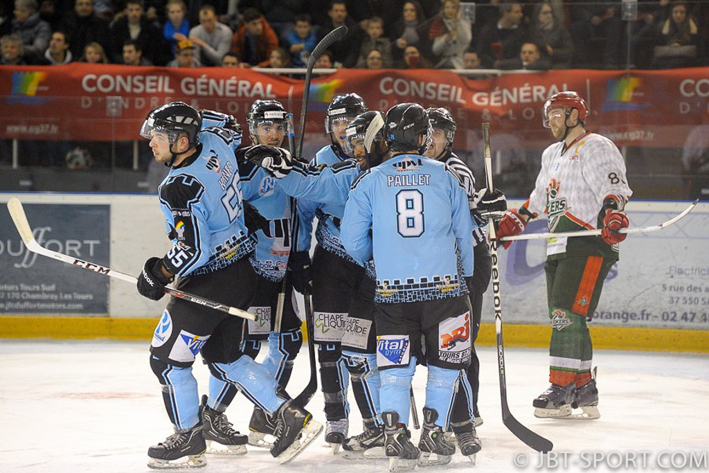 TOURS - CERGY PONTOISE
10 - 01
( 2e Division )