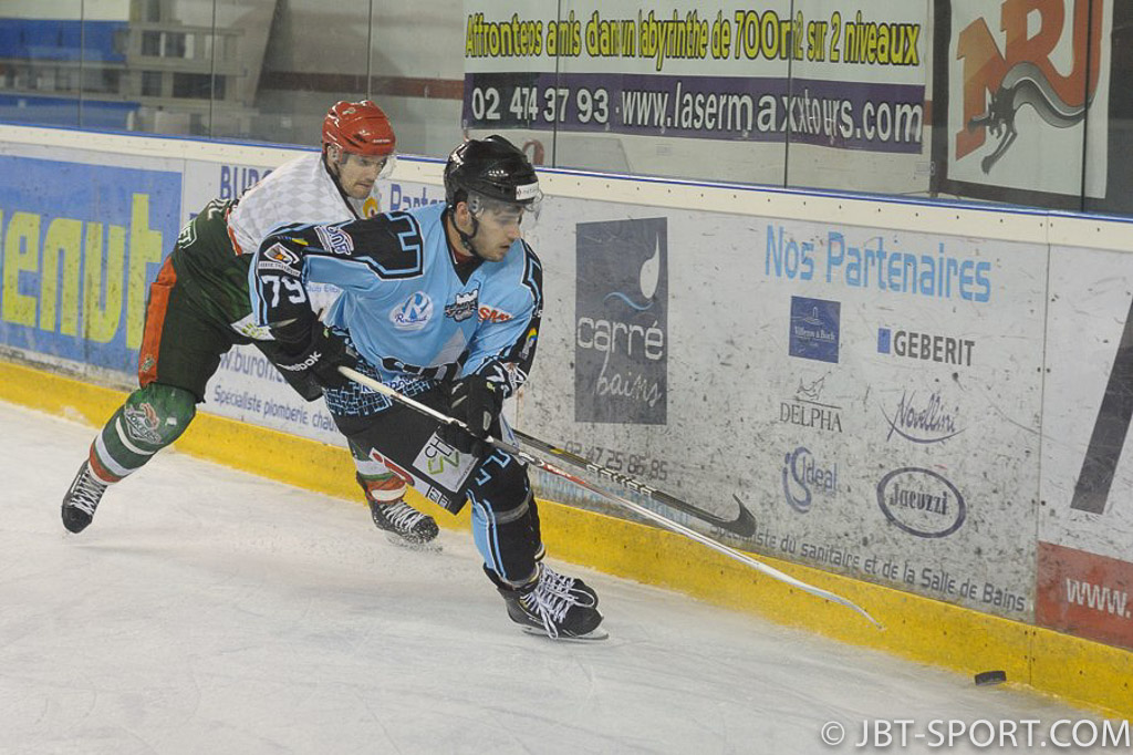 TOURS - CERGY PONTOISE
10 - 01
( 2e Division )
