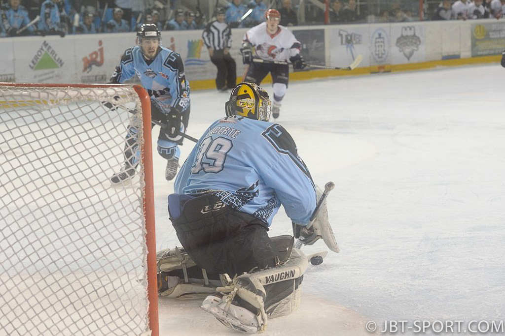 Tours - Evry
1/8 de finale Play Offs match retour
05 -04
( 2e Division )