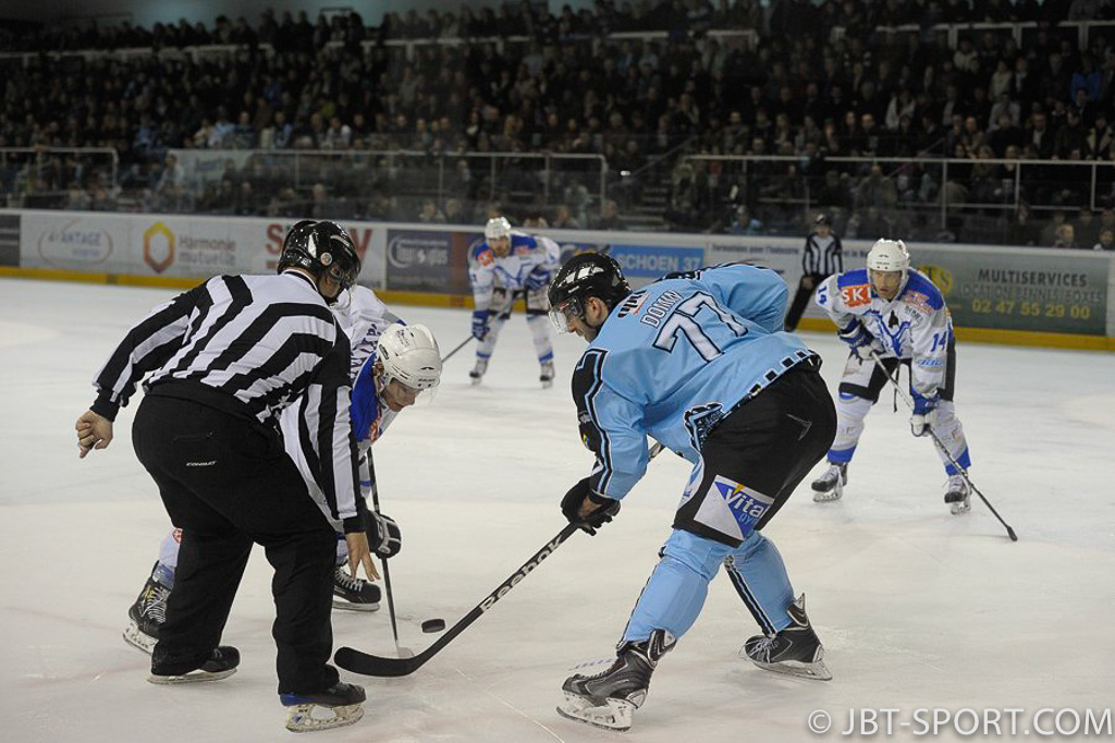 Tours - Val Vanoise  06-05
Demi finale aller Play Offs
( 2e Division )