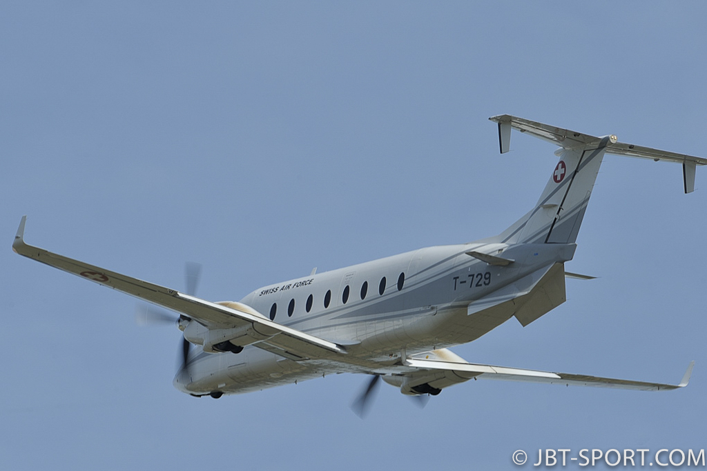 Beech 1900D