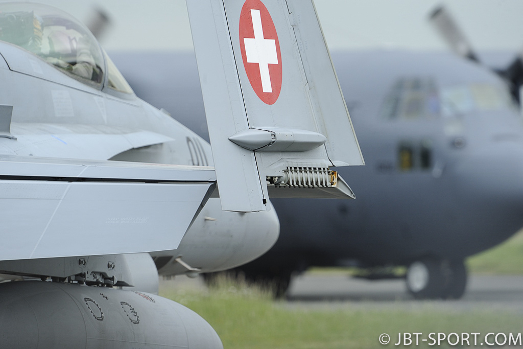 F18 - Suisse