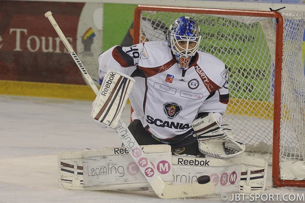 Coupe de France ( 16e de finale )
Tours-Angers 03-07
Tours Leader groupe B Division 2
Angers Leader Ligue Magnus