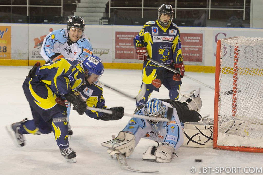 Tours2 - Limoges 03-07
( 3e Division )