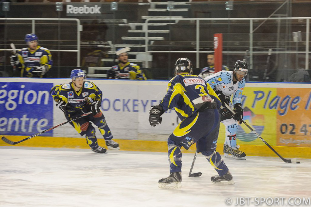 Tours2 - Limoges 03-07
( 3e Division )
