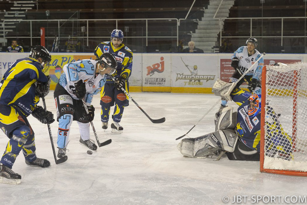 Tours2 - Limoges 03-07
( 3e Division )