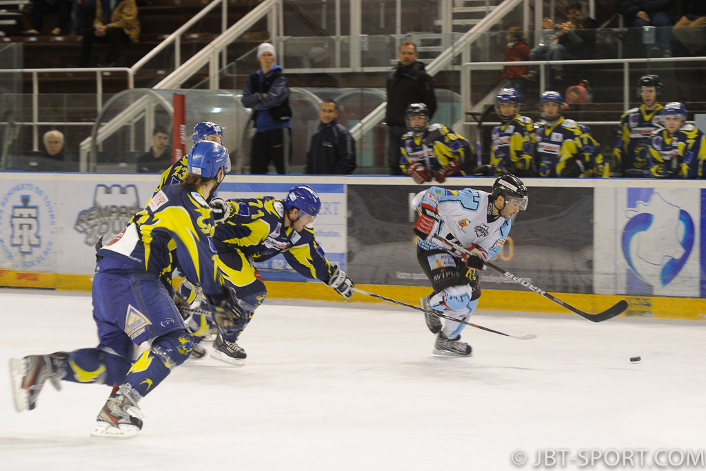 Tours2 - Limoges 03-07
( 3e Division )
