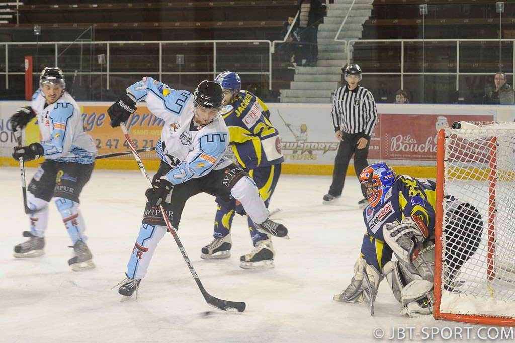 Tours2 - Limoges 03-07
( 3e Division )
