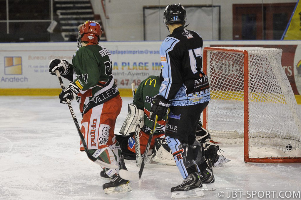 Tours2 - Anglet2   09-04
( 3e Division )