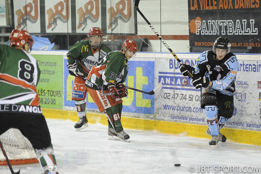 Tours2 - Anglet2   09-04
( 3e Division )