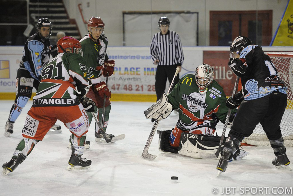 Tours2 - Anglet2   09-04
( 3e Division )