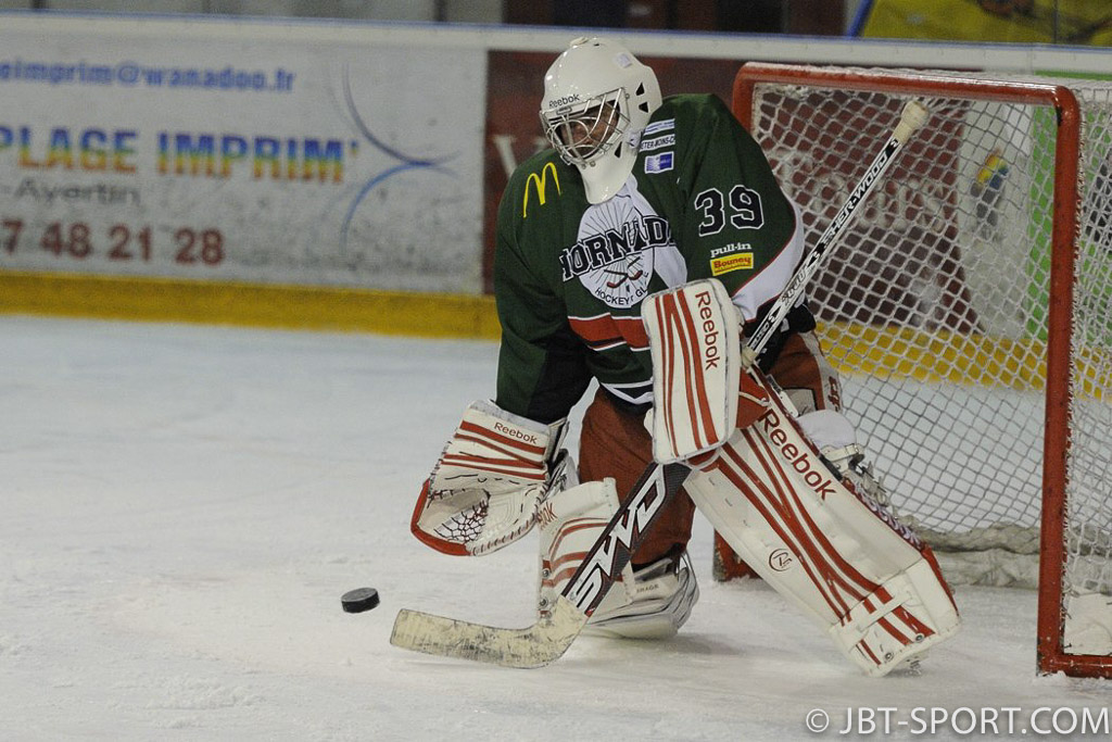 Tours2 - Anglet2   09-04
( 3e Division )