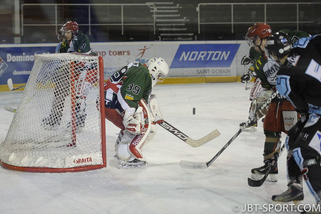 Tours2 - Anglet2   09-04
( 3e Division )