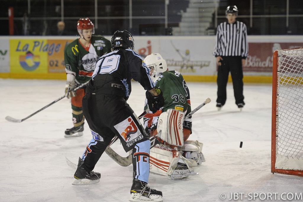 Tours2 - Anglet2   09-04
( 3e Division )