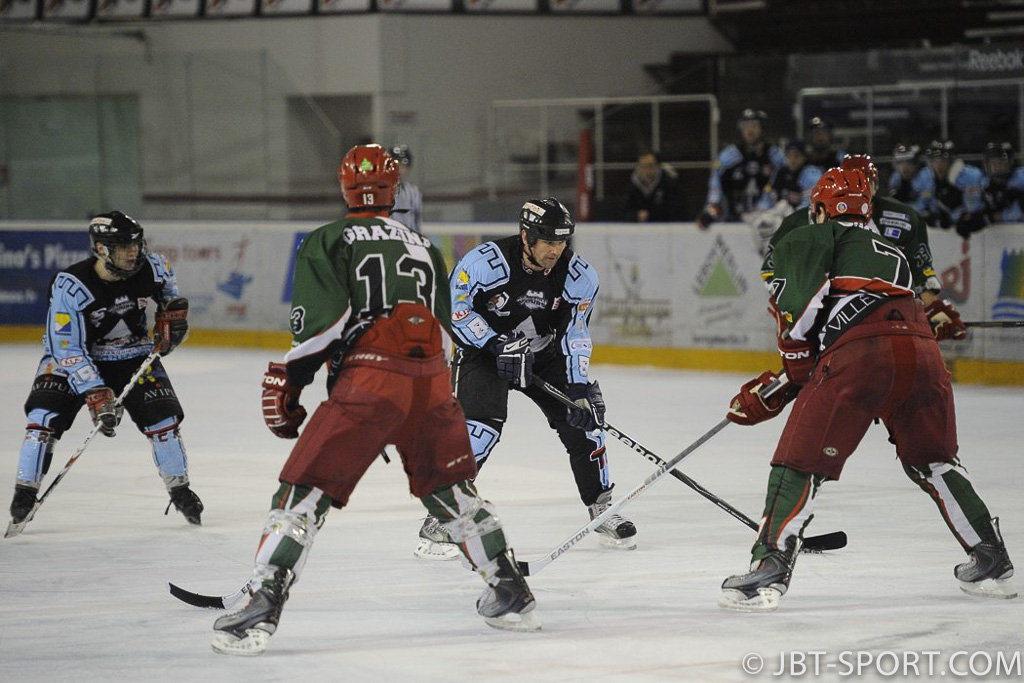 Tours2 - Anglet2   09-04
( 3e Division )
