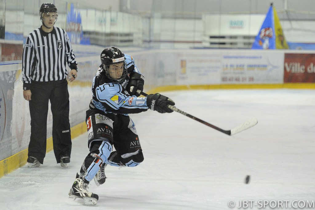 Tours2 - Anglet2   09-04
( 3e Division )
