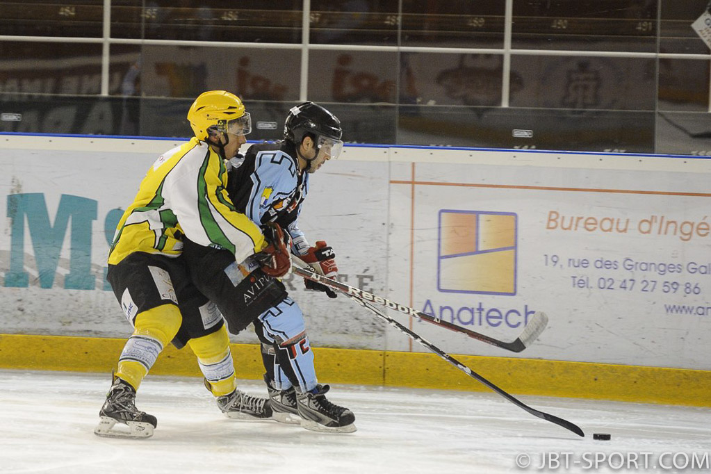 Tours2 - Viry Chatillon   05-02
1/4 de finale retour play offs division 3
Tours2 qualifié pour la phase finale