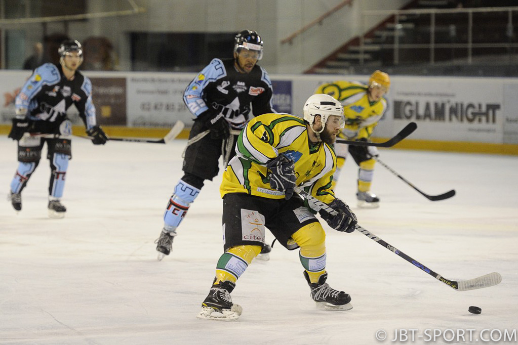 Tours2 - Viry Chatillon   05-02
1/4 de finale retour play offs division 3
Tours2 qualifié pour la phase finale