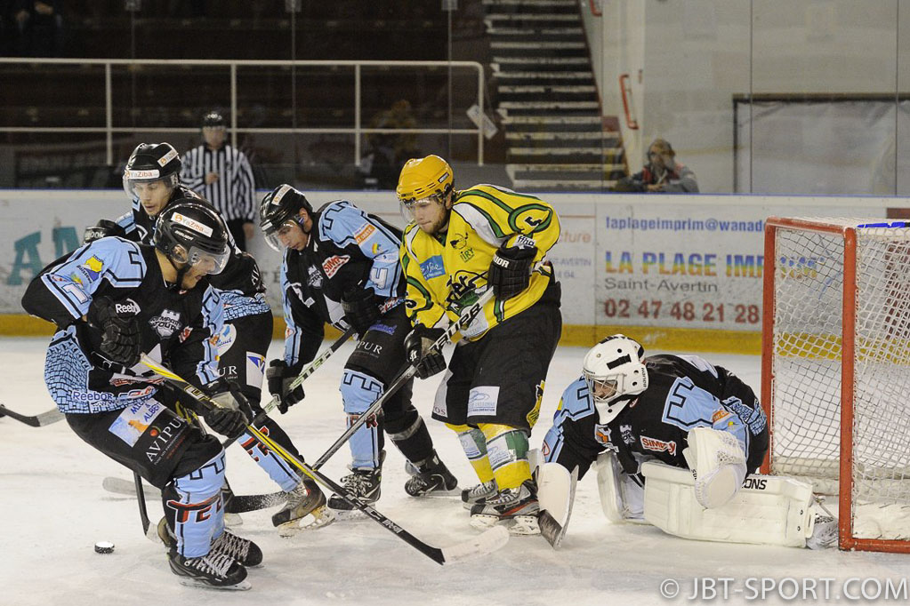 Tours2 - Viry Chatillon   05-02
1/4 de finale retour play offs division 3
Tours2 qualifié pour la phase finale