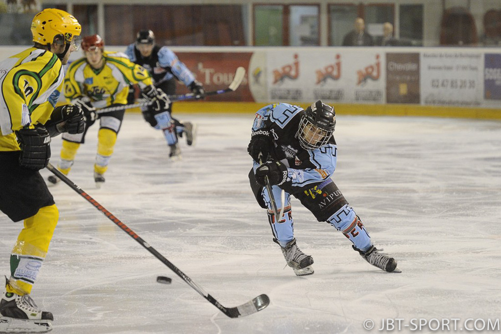 Tours2 - Viry Chatillon   05-02
1/4 de finale retour play offs division 3
Tours2 qualifié pour la phase finale