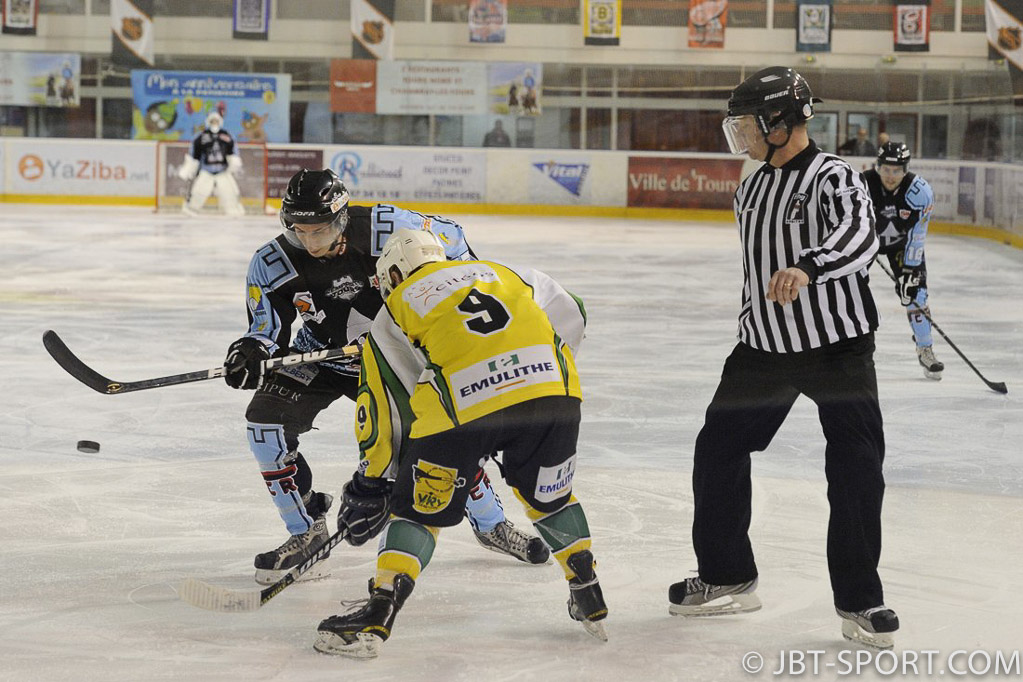 Tours2 - Viry Chatillon   05-02
1/4 de finale retour play offs division 3
Tours2 qualifié pour la phase finale