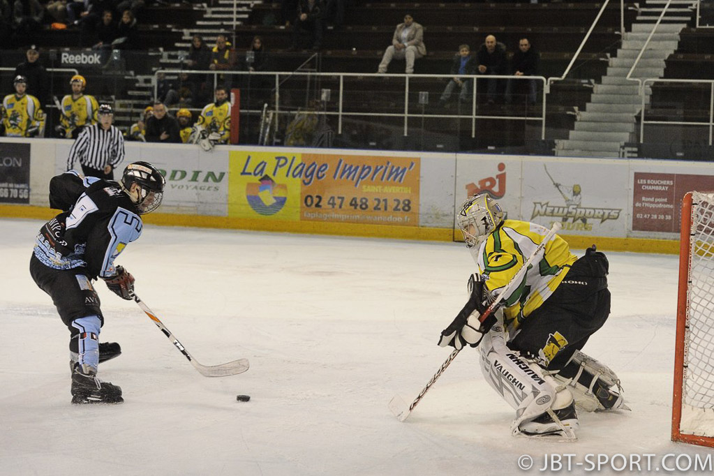 Tours2 - Viry Chatillon   05-02
1/4 de finale retour play offs division 3
Tours2 qualifié pour la phase finale