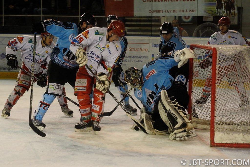 Tours - Amneville
2e Division
03 - 01