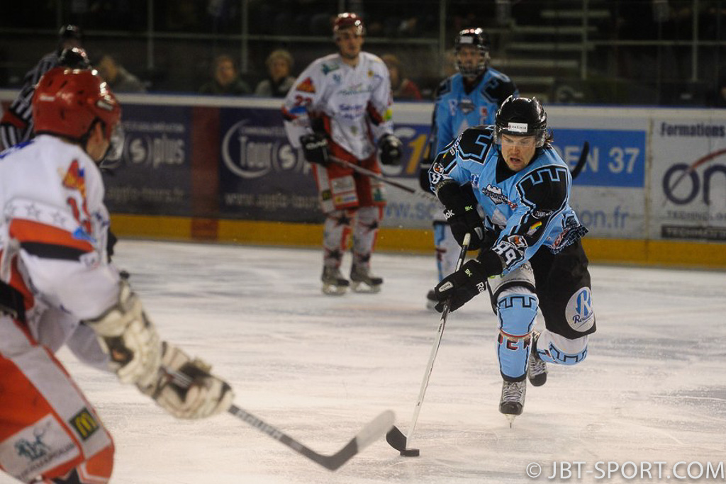 Tours - Amneville
2e Division
03 - 01
