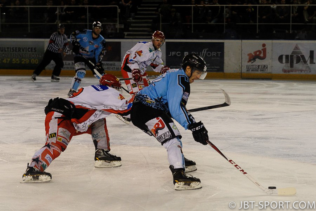 Tours - Amneville
2e Division
03 - 01