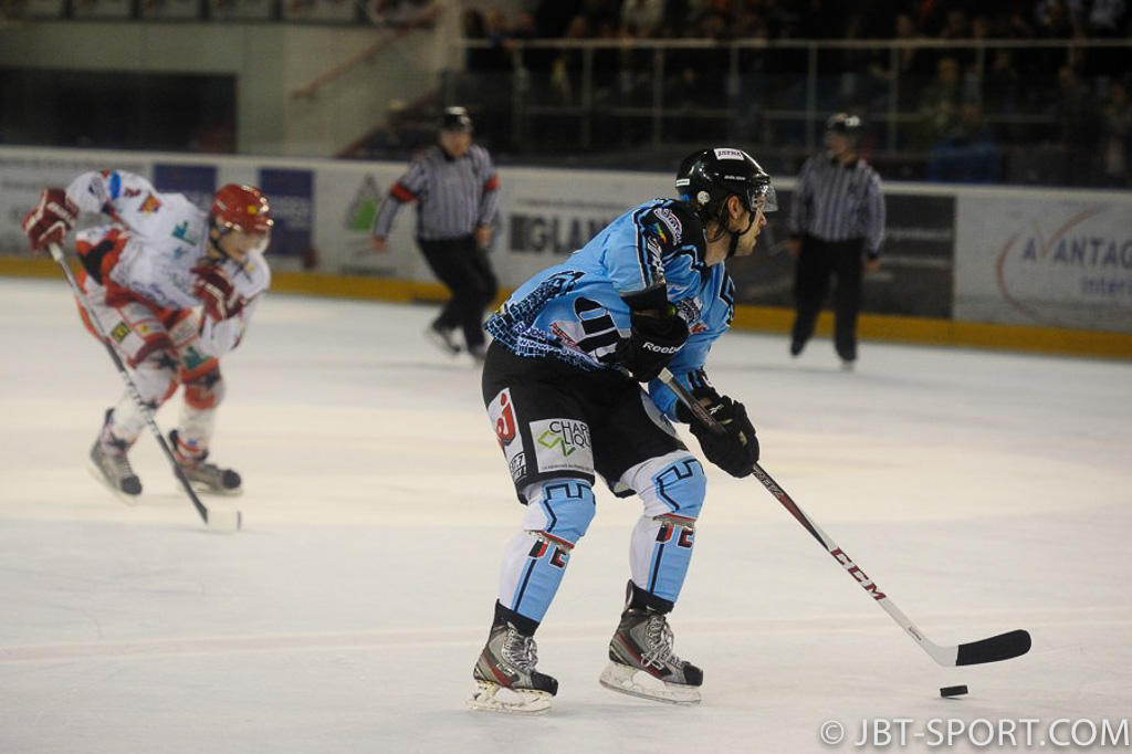 Tours - Amneville
2e Division
03 - 01