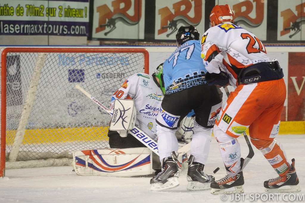 Tours - Amneville
2e Division
03 - 01