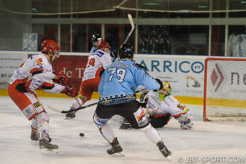 Tours - Amneville
2e Division
03 - 01