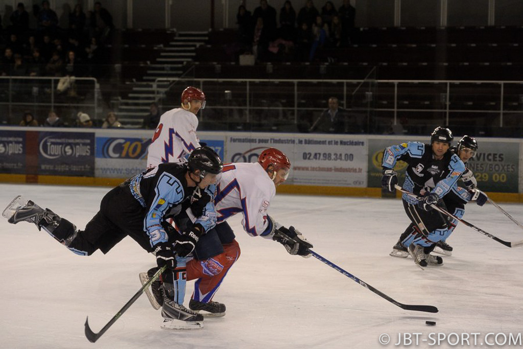 Tours2 - Asnieres2
(3e Division )
06 - 05