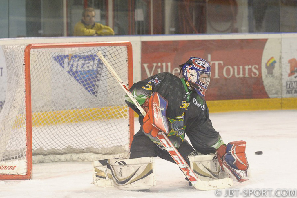 Tours2 - Rennes  16-03
3e Division