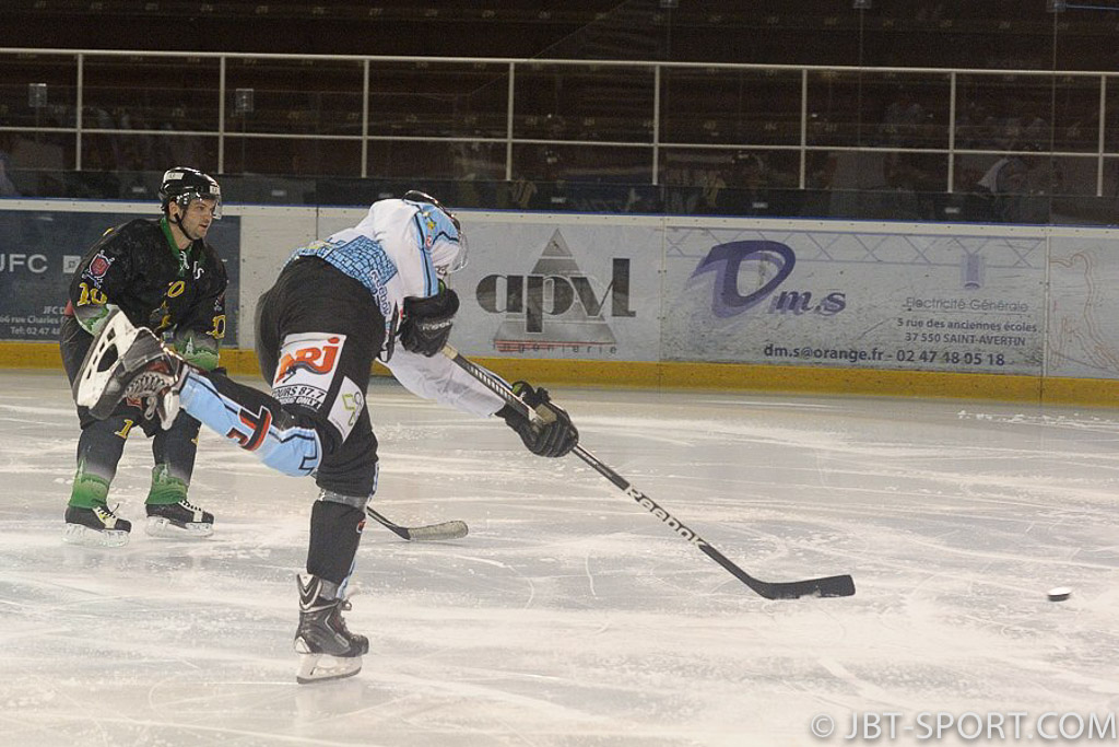Tours2 - Rennes  16-03
3e Division