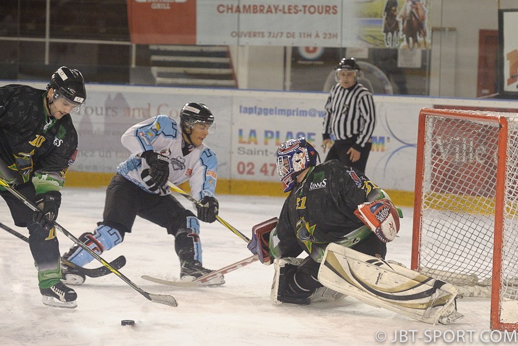 Tours2 - Rennes  16-03
3e Division