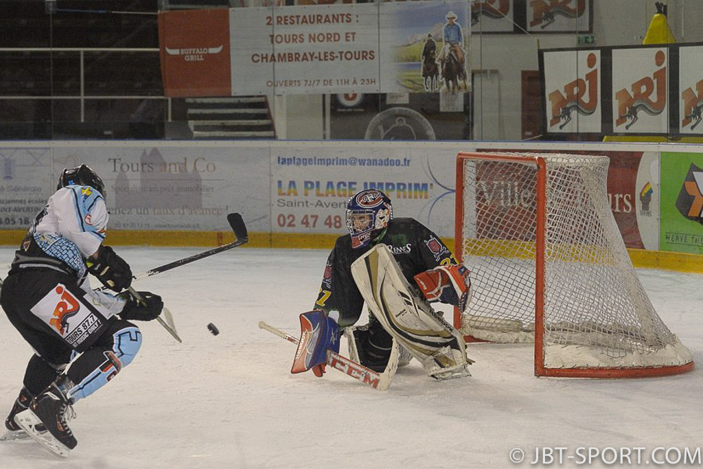 Tours2 - Rennes  16-03
3e Division