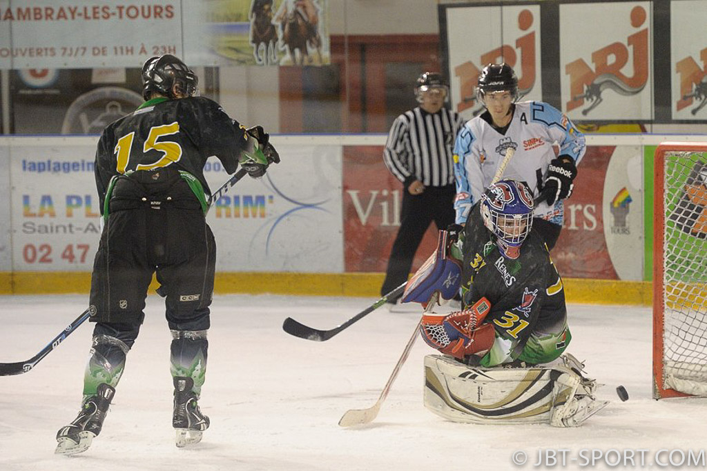 Tours2 - Rennes  16-03
3e Division