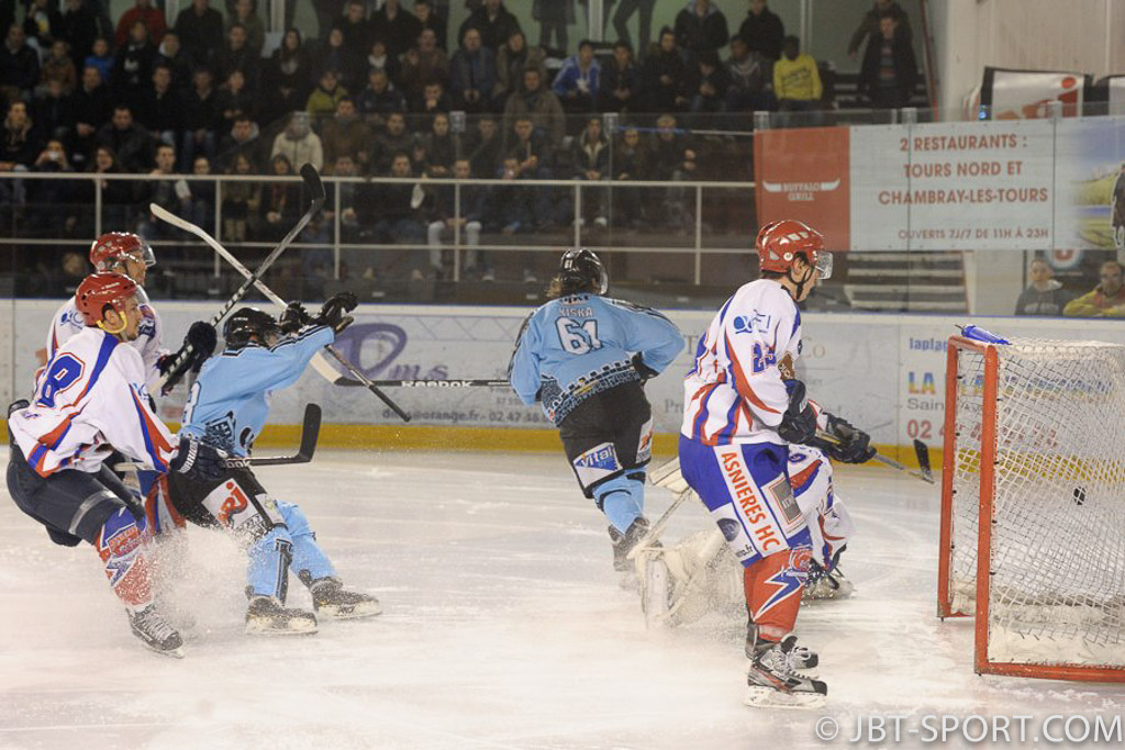 Tours - Asnières
09 - 02
