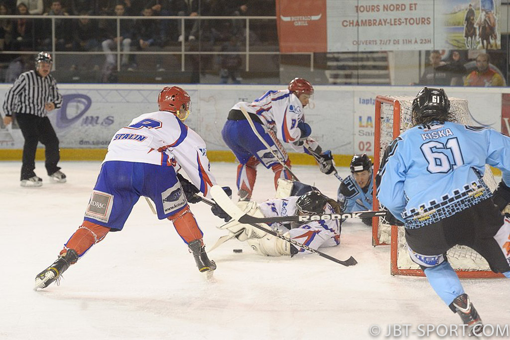 Tours - Asnières
09 - 02