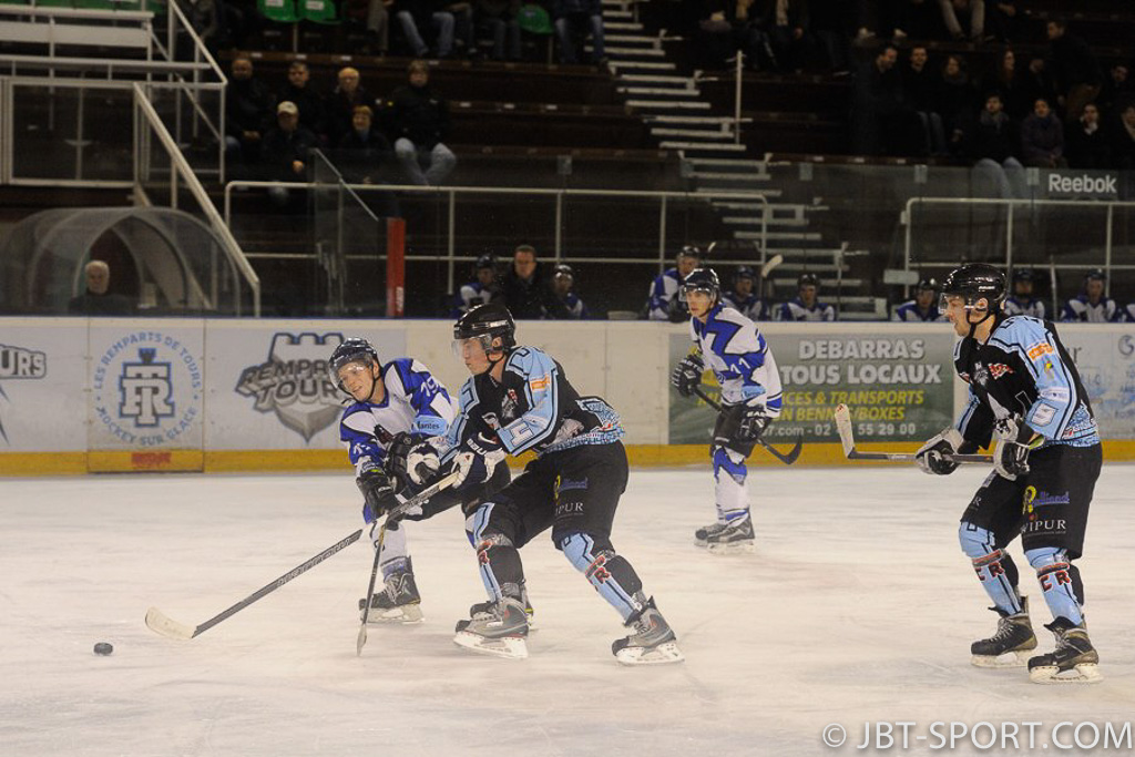 Tours2 - Nantes2
05 - 04
