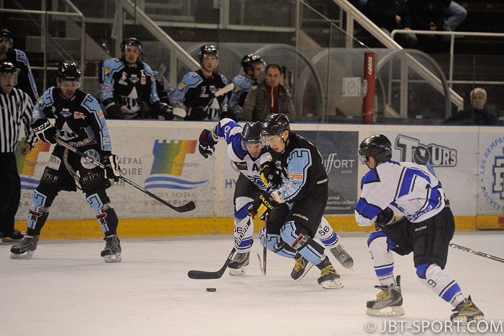 Tours2 - Nantes2
05 - 04