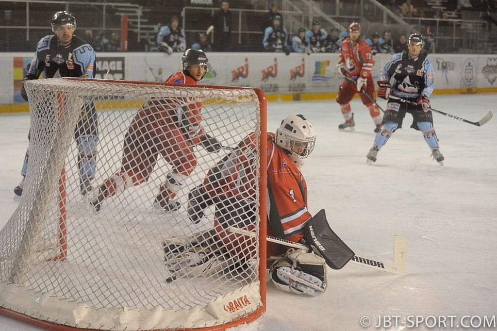 Tours2 - Courbevoie 2
04 - 03