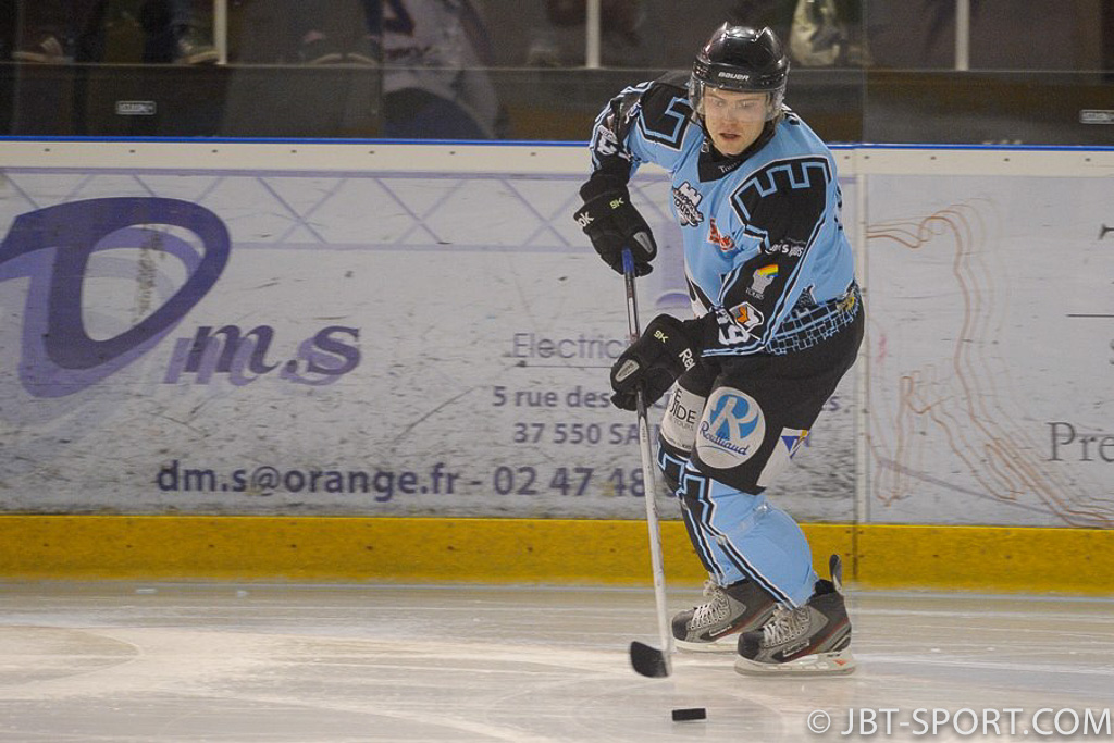 Tours - Clermont-Ferrand
03 - 05