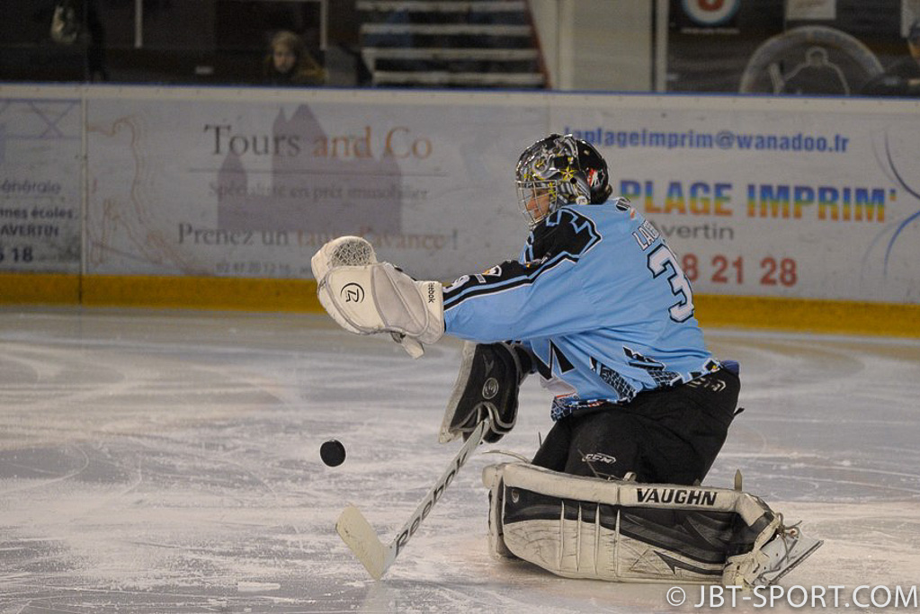 Tours - Clermont-Ferrand
03 - 05